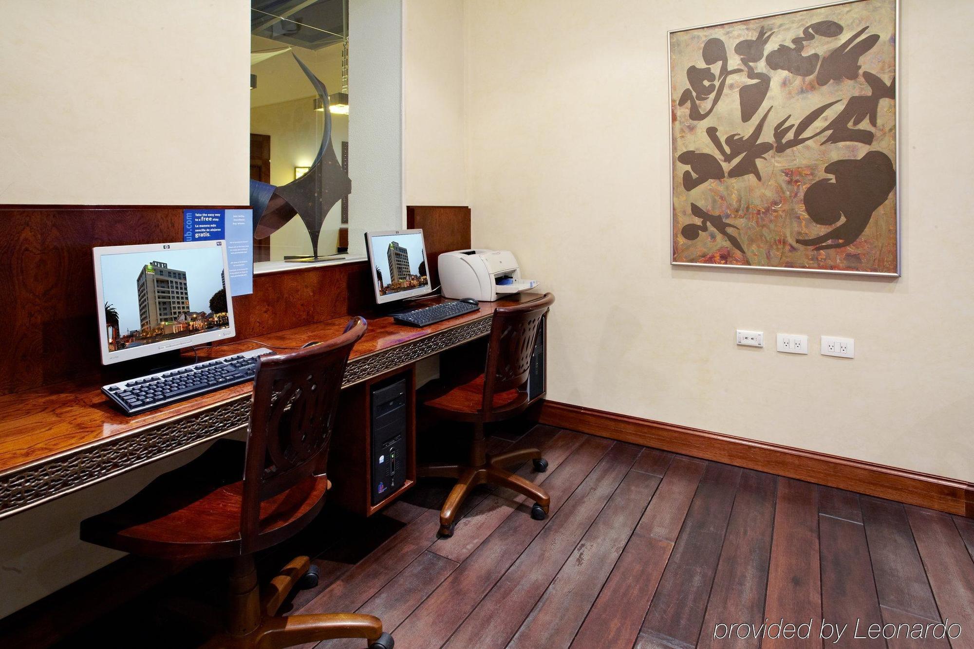 Holiday Inn Express Quito By Ihg Kültér fotó