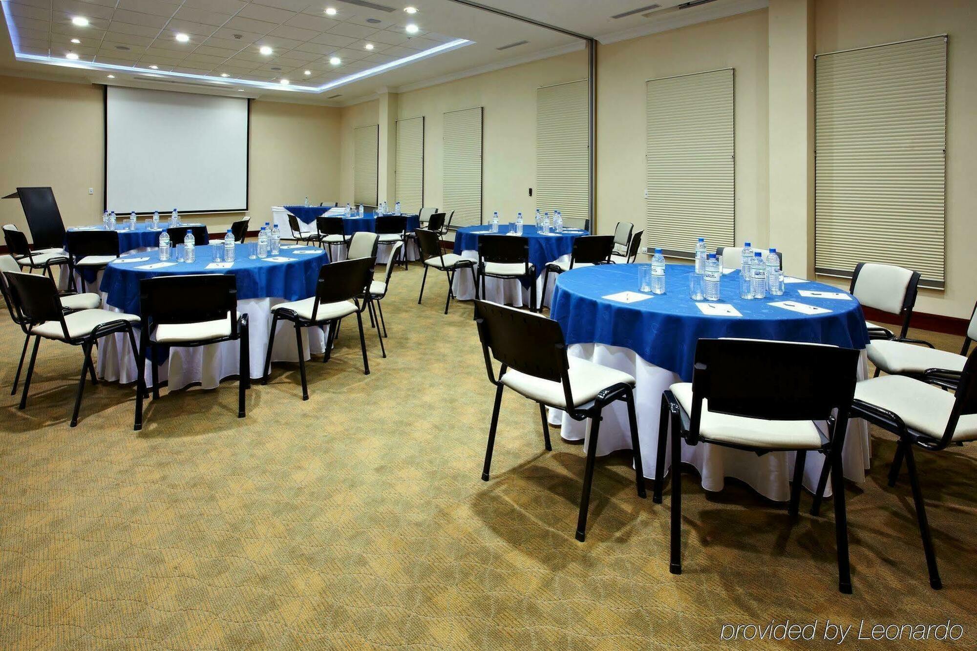 Holiday Inn Express Quito By Ihg Kültér fotó
